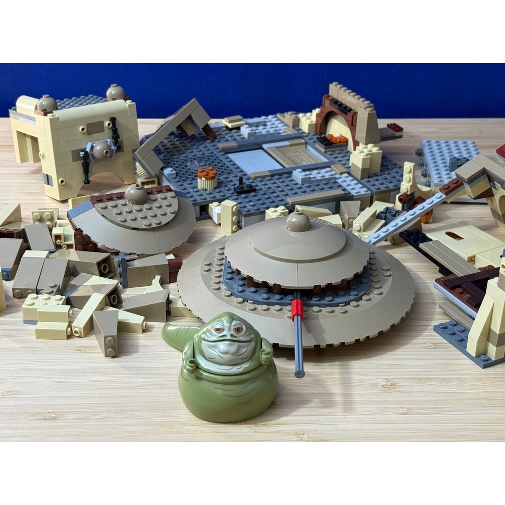 LEGO Star Wars Jabbas Palace 9516 Parts Lot with Jabba the Hutt Figure